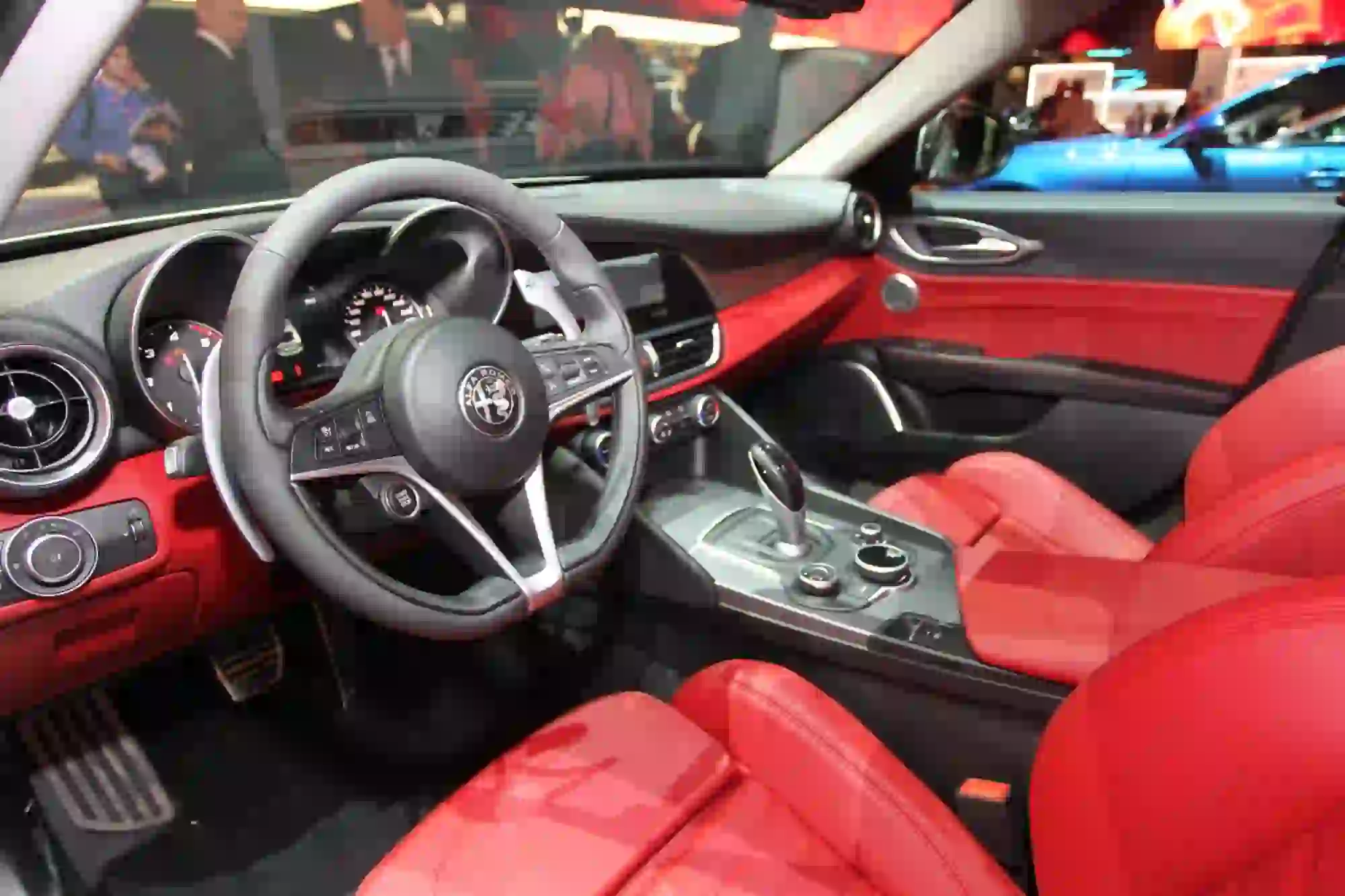 Alfa Romeo Giulia Veloce - Salone di Parigi 2016 - 36