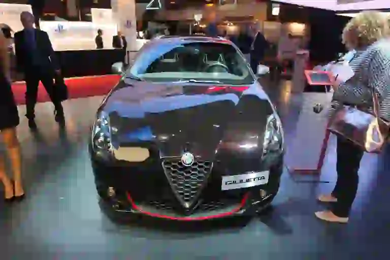 Alfa Romeo Giulia Veloce - Salone di Parigi 2016 - 47
