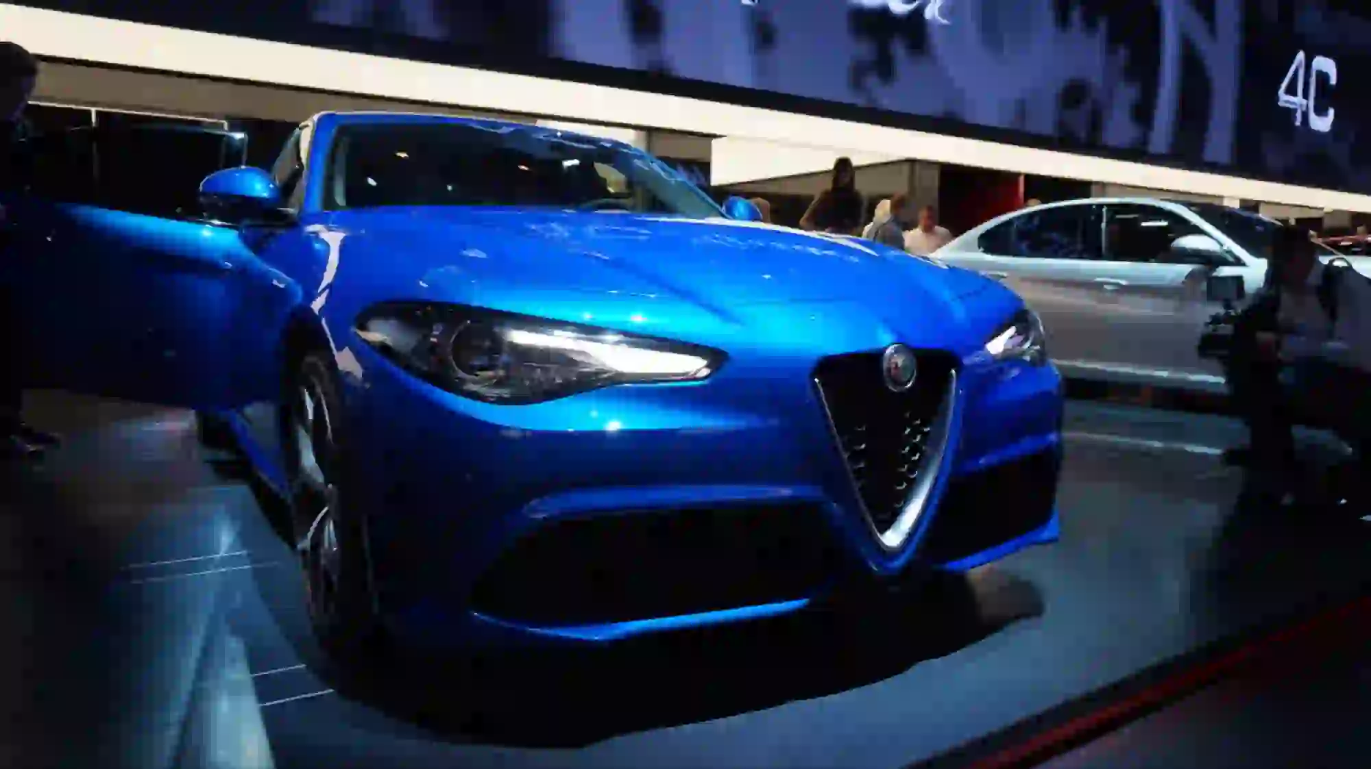Alfa Romeo Giulia Veloce - Salone di Parigi 2016 - 12