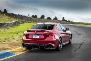 Alfa Romeo Giulia - 12
