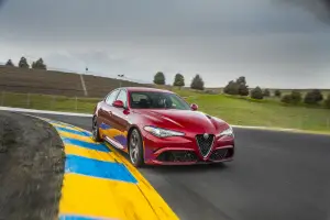 Alfa Romeo Giulia - 9