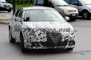 Alfa Romeo Giulietta 2016 - Foto spia 08-09-2015