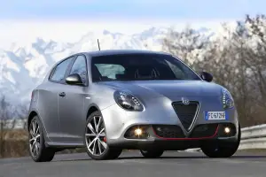 Alfa Romeo Giulietta MY 2016 - 12