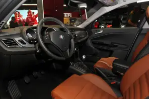 Alfa Romeo Giulietta Pack Collezione - Salone di Parigi 2012 - 4