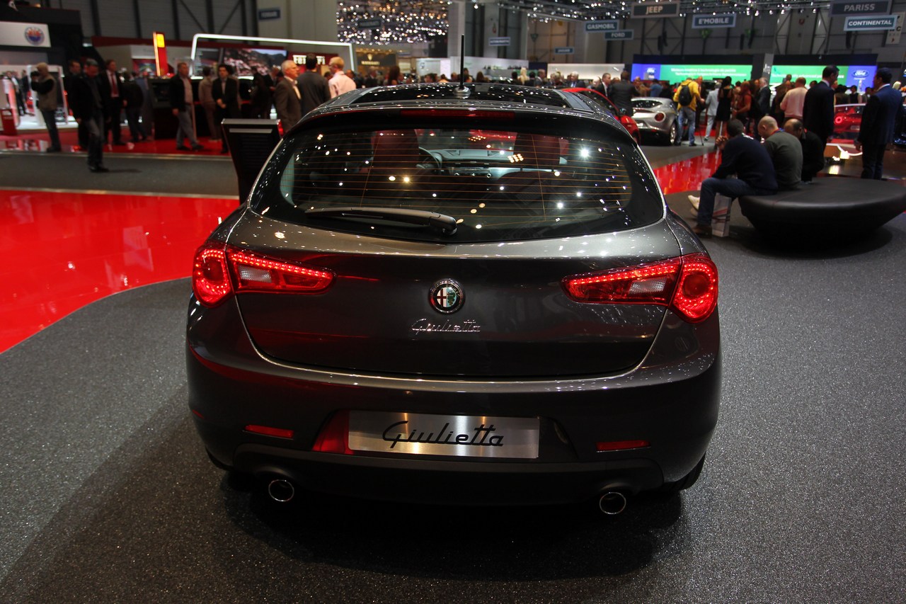 Alfa Romeo Giulietta Sportiva - Salone di Ginevra 2013