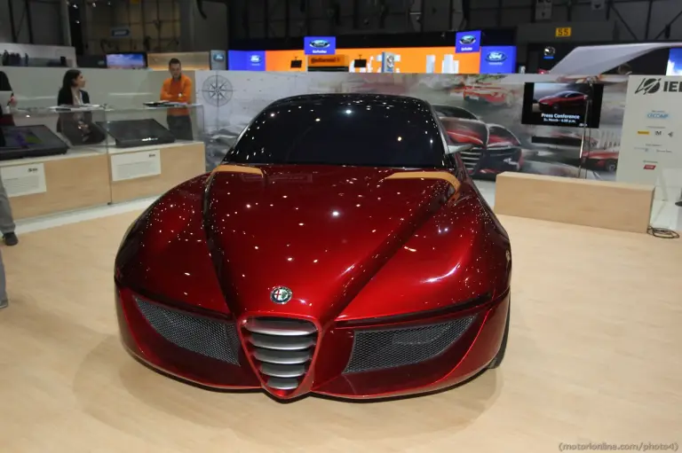 Alfa Romeo Gloria Concept by IED - Salone di Ginevra 2013 - 4