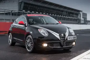 Alfa Romeo MiTo Quadrifoglio Verde SBK sfida Kawasaki Ninja