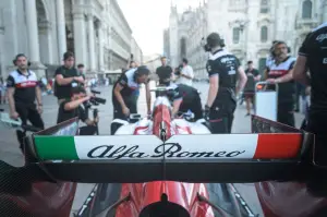 Alfa Romeo monoposto F1 a Milano - Foto