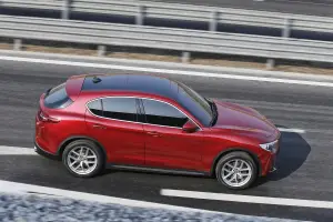 Alfa Romeo Stelvio 2017