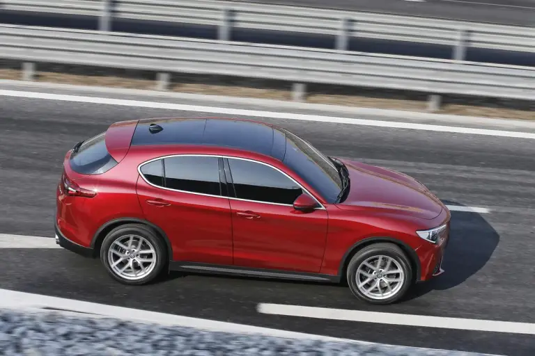 Alfa Romeo Stelvio 2017 - 81