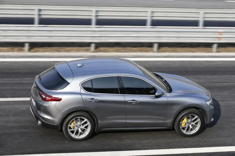 Alfa Romeo Stelvio 2017 - 91