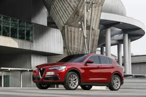 Alfa Romeo Stelvio 2017