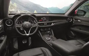 Alfa Romeo Stelvio 2017 - 107