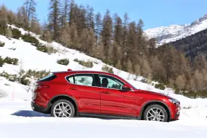 Alfa Romeo Stelvio 2017