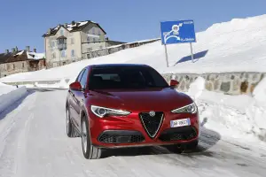 Alfa Romeo Stelvio 2017