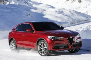 Alfa Romeo Stelvio 2017