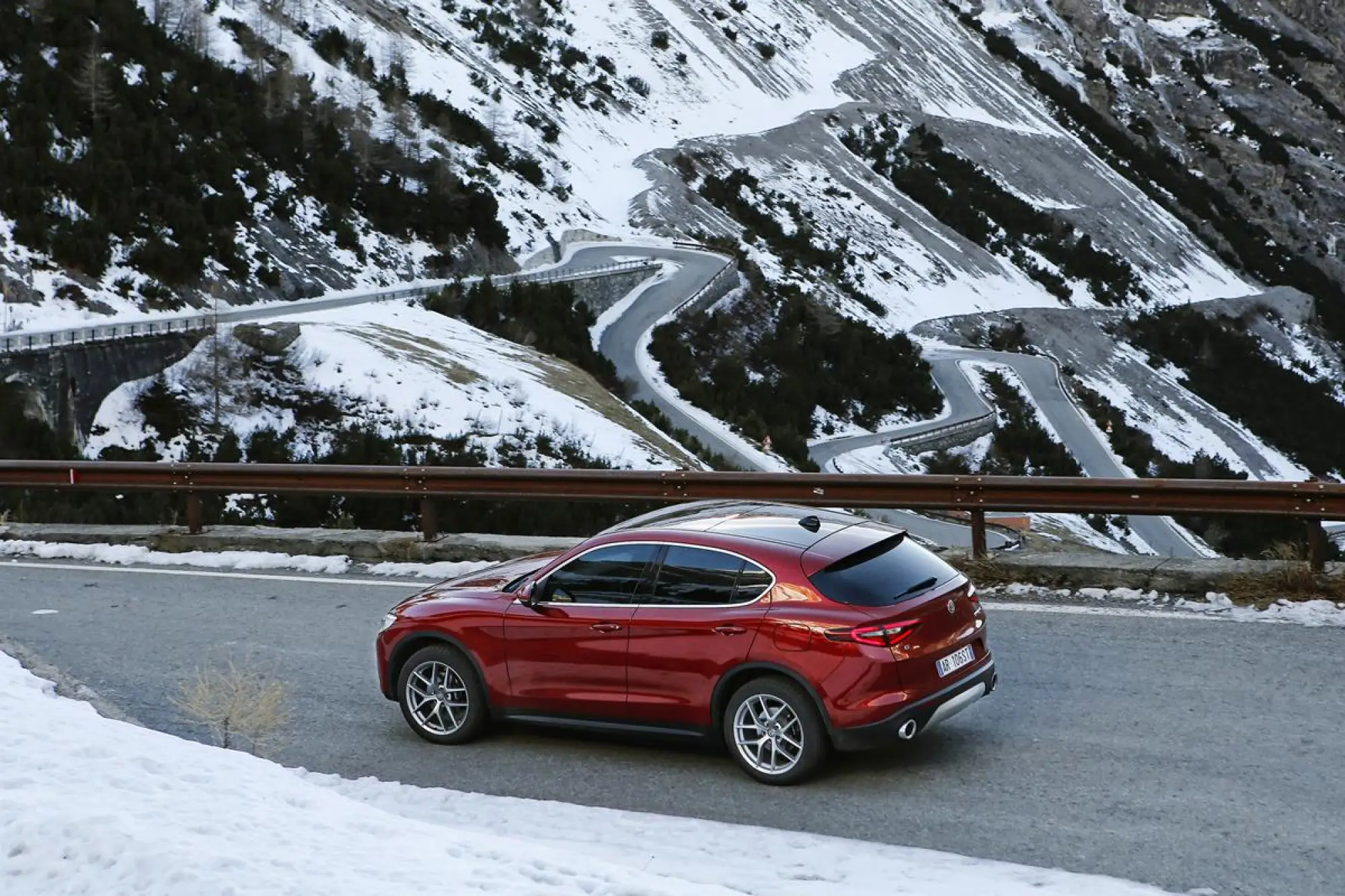 Alfa Romeo Stelvio 2017 - 50