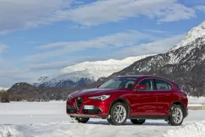 Alfa Romeo Stelvio 2017