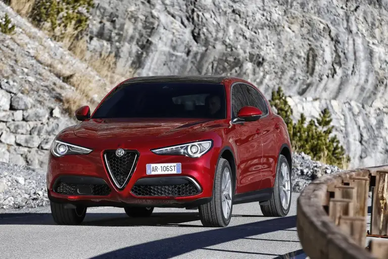 Alfa Romeo Stelvio 2017 - 62