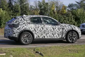 Alfa Romeo Stelvio - Foto spia 09-11-2016