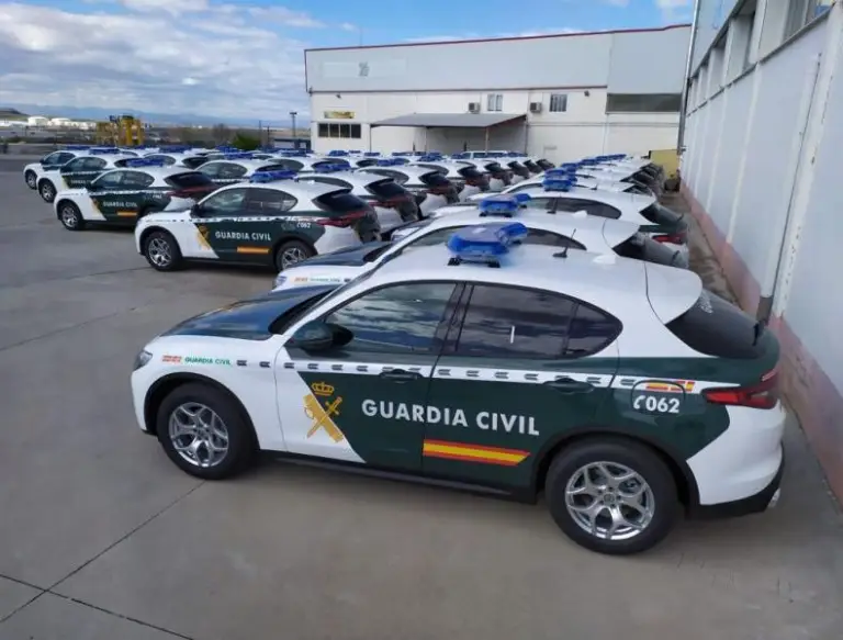 Alfa Romeo Stelvio - Guardia Civil 2021 - 5