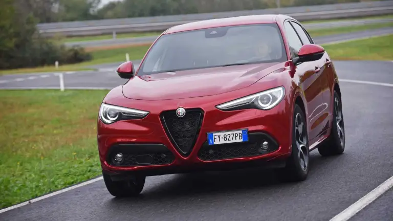 Alfa Romeo Stelvio MY 2020 - 28