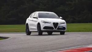 Alfa Romeo Stelvio MY 2020 - 36