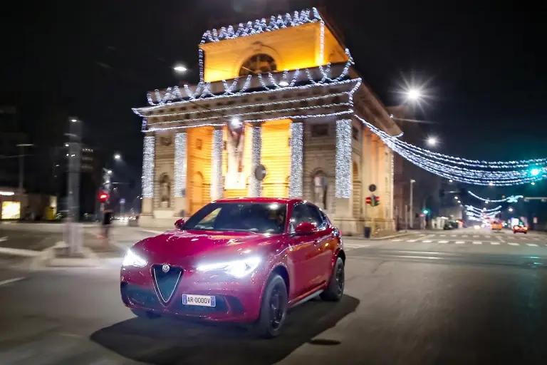 Alfa Romeo Stelvio Quadrifoglio a Milano - 6