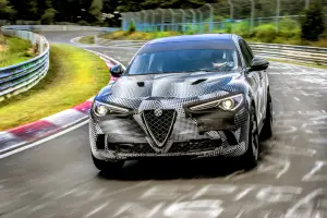 Alfa Romeo Stelvio Quadrifoglio - Record al Nurburgring - 4