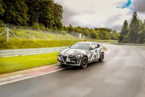 Alfa Romeo Stelvio Quadrifoglio - Record al Nurburgring