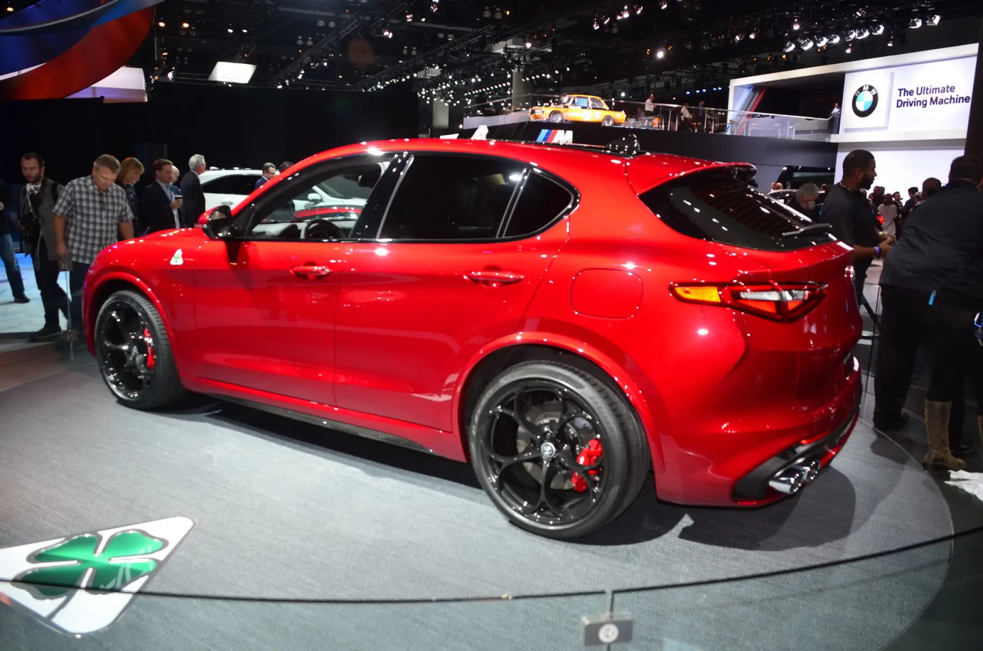 Alfa Romeo Stelvio Quadrifoglio - Salone di Los Angeles 2016 - 11