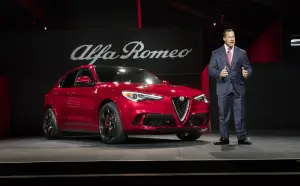 Alfa Romeo Stelvio Quadrifoglio - Salone di Los Angeles 2016 - 2