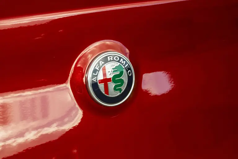 Alfa Romeo Stelvio Quadrifoglio - Versione UK - 108