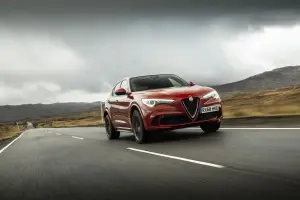 Alfa Romeo Stelvio Quadrifoglio - Versione UK - 15