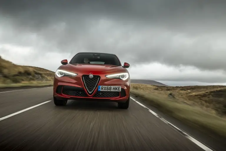 Alfa Romeo Stelvio Quadrifoglio - Versione UK - 16