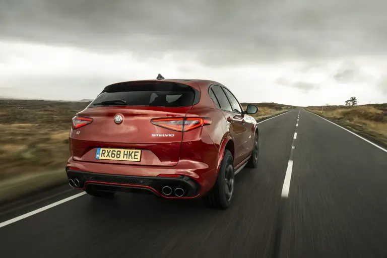 Alfa Romeo Stelvio Quadrifoglio - Versione UK - 20