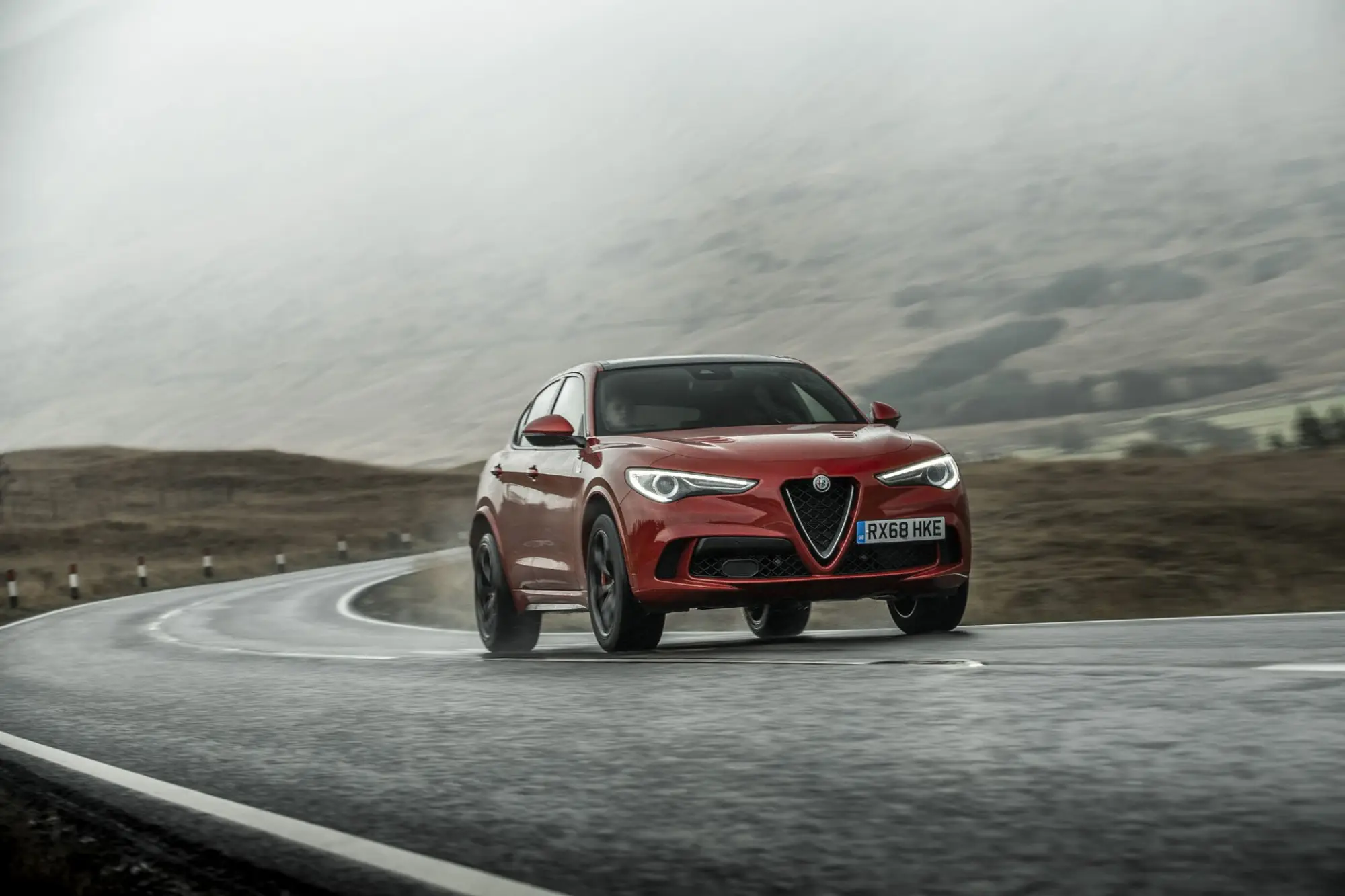 Alfa Romeo Stelvio Quadrifoglio - Versione UK - 26