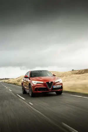 Alfa Romeo Stelvio Quadrifoglio - Versione UK