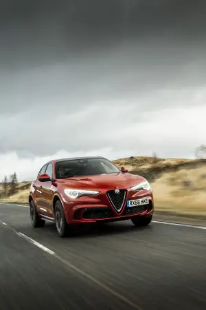 Alfa Romeo Stelvio Quadrifoglio - Versione UK