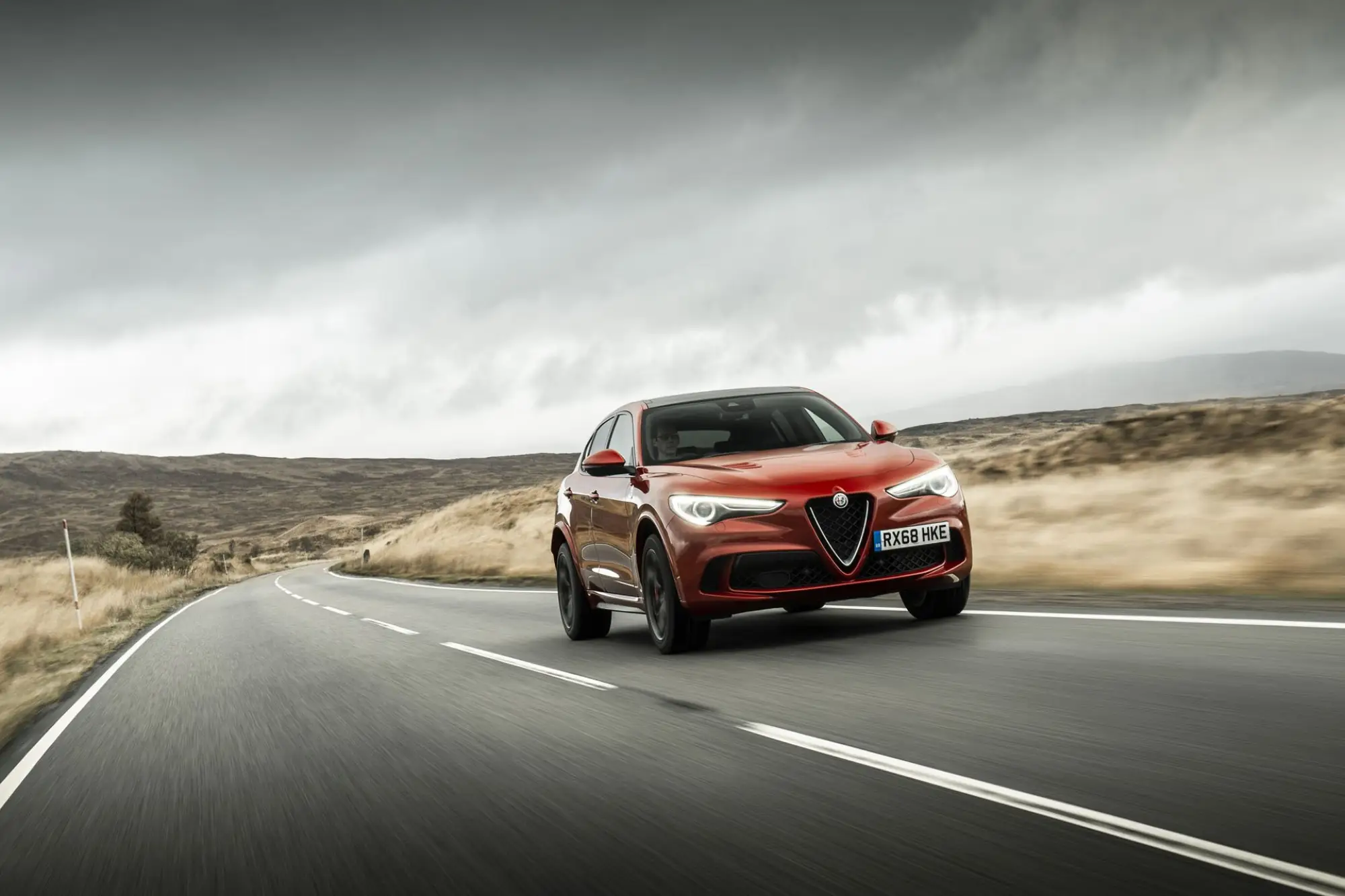 Alfa Romeo Stelvio Quadrifoglio - Versione UK - 8