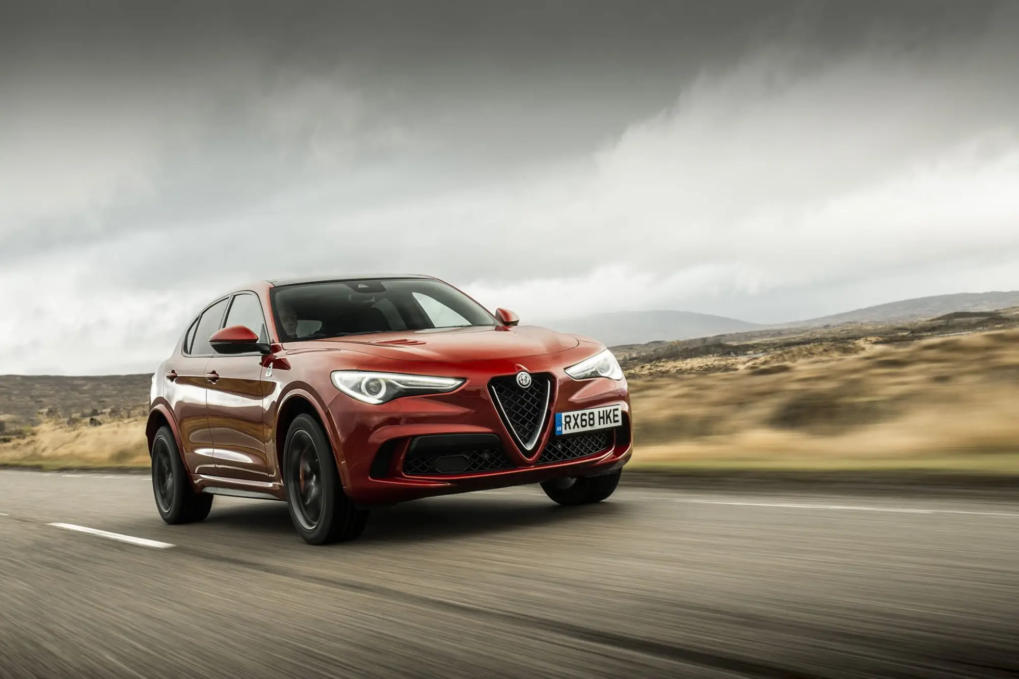 Alfa Romeo Stelvio Quadrifoglio - Versione UK - 9