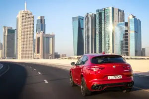 Alfa Romeo Stelvio Quadrifoglio - 25