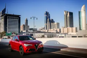 Alfa Romeo Stelvio Quadrifoglio - 28