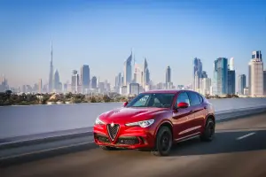 Alfa Romeo Stelvio Quadrifoglio - 30