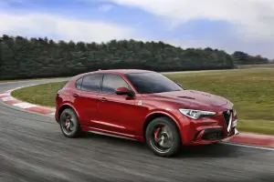 Alfa Romeo Stelvio Quadrifoglio - 50