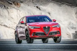 Alfa Romeo Stelvio Quadrifoglio - 70