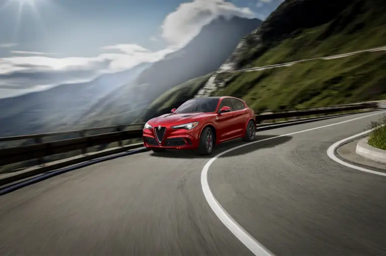 Alfa Romeo Stelvio - 5