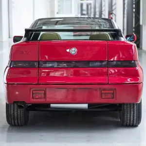 Alfa Romeo SZ restaurata - Foto