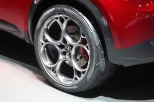 Alfa Romeo Tonale Concept Foto Live - Salone di Ginevra 2019