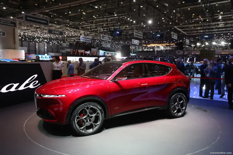 Alfa Romeo Tonale Concept Foto Live - Salone di Ginevra 2019 - 23